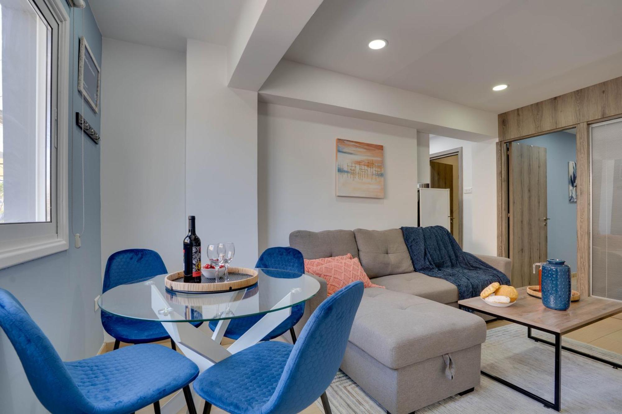 Διαμέρισμα Atlantis 50m From Makenzy Seafront