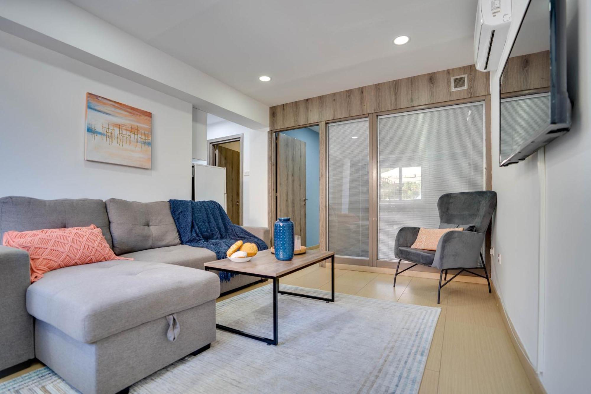 Apartman Atlantis 50m From Makenzy Seafront Lárnaka